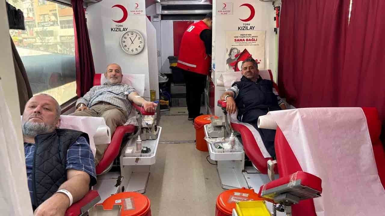 Düzce’de vatandaşa örnek oldular: 107 din görevlisinden Kızılay’a kan bağışı