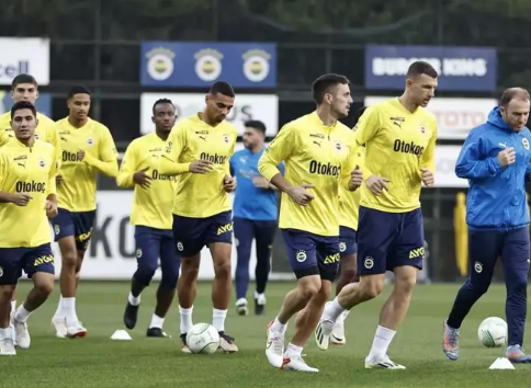 Foto - Dzeko ve Tadic'ten ilginç çıkış! O sözler, adamı resmen yerinden hoplattı: İsmail Kartal'ı çıldırtacak haber!