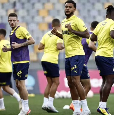 Foto - Dzeko ve Tadic'ten ilginç çıkış! O sözler, adamı resmen yerinden hoplattı: İsmail Kartal'ı çıldırtacak haber!