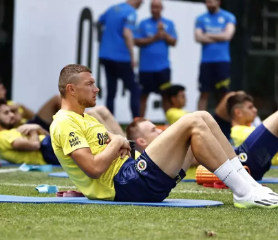 Foto - Dzeko ve Tadic'ten ilginç çıkış! O sözler, adamı resmen yerinden hoplattı: İsmail Kartal'ı çıldırtacak haber!