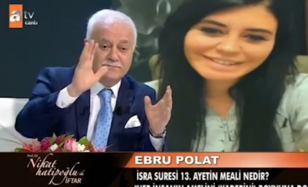 Foto - Ebru Polat’tan Nihat Hatipoğlu’na ayet sorusu