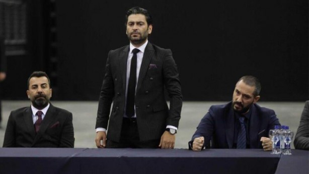 Foto - EDHO oyuncusunun bindiği uçağa yıldırım çarptı! "Patlama oldu"