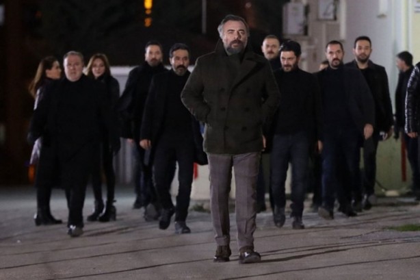 Foto - EDHO'da Memati bombası patladı!