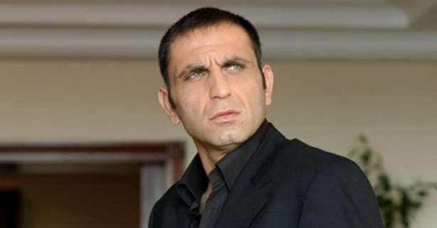 Foto - EDHO'da Memati bombası patladı!