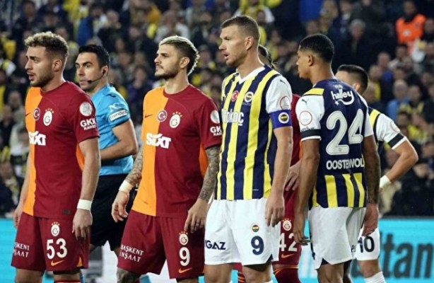 Foto - Edin Dzeko’dan şok hareket! Birer birer engelledi