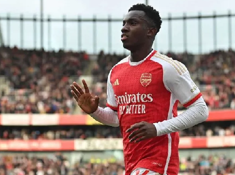 Edin Dzeko’yu bile unutturacak: Dünya devinden geliyor… Bu transfer herkesi Kadıköy’e akın ettirir!