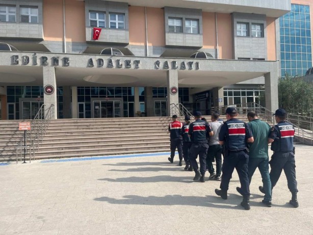 Foto - Edirne'de hava destekli operasyon: 2 bin 715 kişi yakalandı!