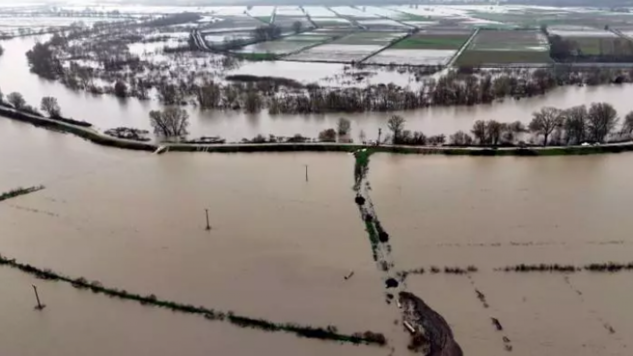 Edirne'de kırmızı alarm verildi! Baraj kapakları açıldı!