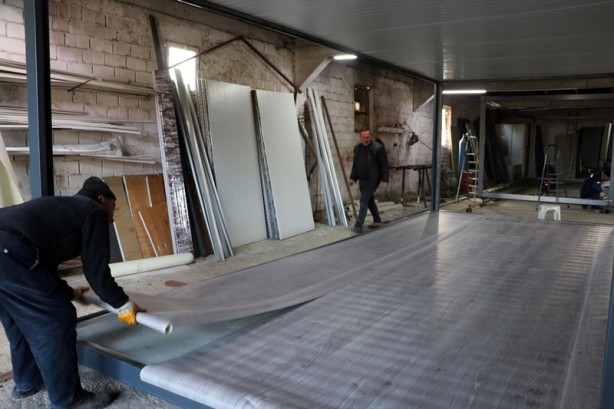 Foto - Edirne'de konteyner ev üreticileri deprem bölgeleri için mesaide