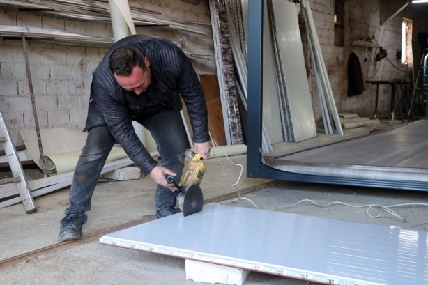 Foto - Edirne'de konteyner ev üreticileri deprem bölgeleri için mesaide