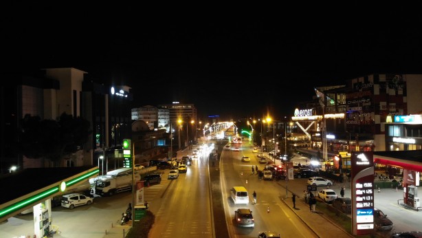 Foto - Edirne'de şok uygulamada didik didik aranan araçlarda silahlar ele geçirildi