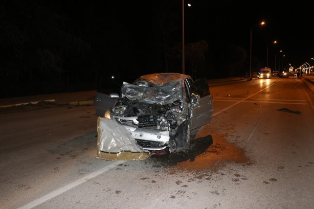 Foto - Edirne'deki trafik kazasında 1 kişi öldü, 3 kişi yaralandı.