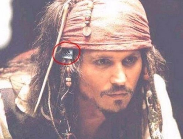 Foto - Efsane filmlerin gülünç hataları