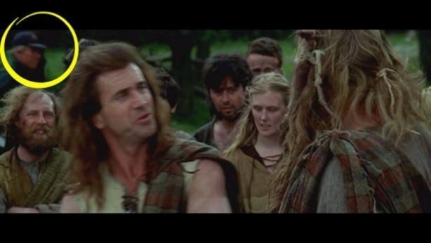 Foto - Efsane filmlerin gülünç hataları