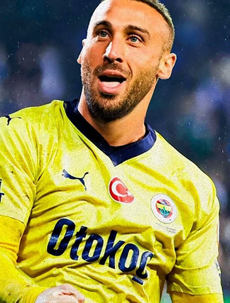 'Efsane olacaktın kulübeye bekçi oldun' "Tarihi gün geldi çattı" diyenlere cevap vermişti ama sonrası...