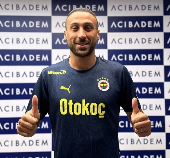 Foto - 'Efsane olacaktın kulübeye bekçi oldun' "Tarihi gün geldi çattı" diyenlere cevap vermişti ama sonrası...