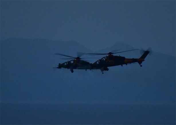 Foto - Ege semalarındaki tatbikat nefes kesti!