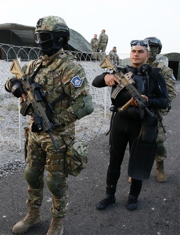 Foto - Ege semalarındaki tatbikat nefes kesti!