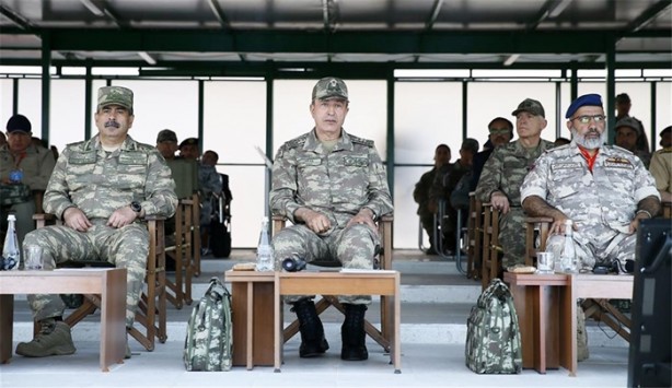 Foto - Ege semalarındaki tatbikat nefes kesti!