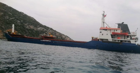 Foto - Bölgede hareketli saatler! Gemiler çarpıştı: Yunanistan'ın teklifini reddedip Türkiye'ye geçtiler