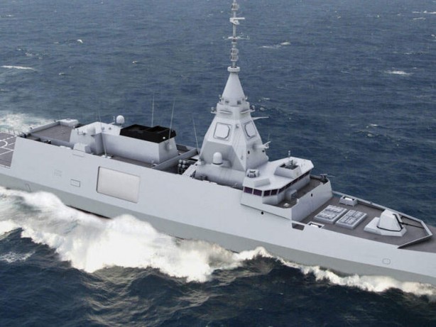 Foto - Ege'de tehlikeli anlar! Yunanistan anında yalanladı