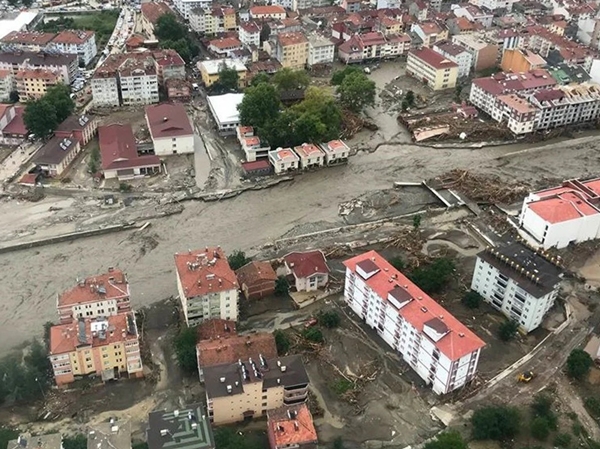 Foto - Eğer bu olursa su baskını diye bir şey kalmaz! Coğrafya hocasından müthiş öneri