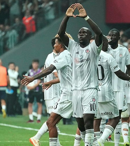 Foto - Eğer gerçekleşirse inanılmaz bir olay olur: Burak Yılmaz öyle bir transfer yapacak ki...