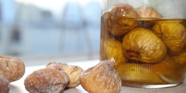 Foto - Eğer inciri zeytinyağında bekletip yerseniz! Kuru, taze incir: Sistemi zımba gibi yapıyor, dudak uçuklatıyor