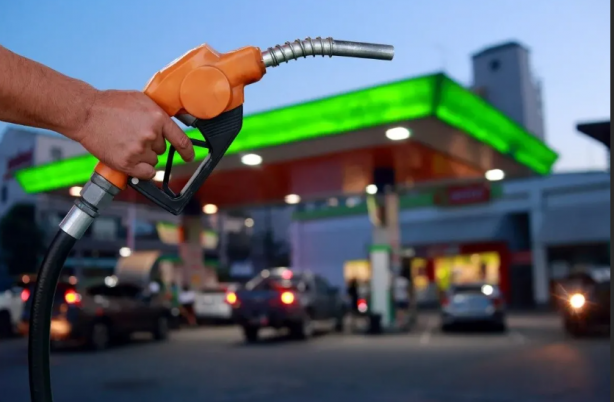 Foto - Eğer söyledikleri gibi olursa akaryakıt fiyatları füze gibi fırlayabilir! Resmen ilan ettiler