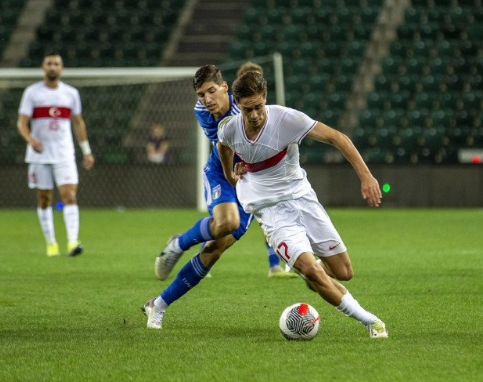 Foto - Eğer yapılırsa olay olur: Galatasaray bombayı son gün patlatıyor! Erden Timur devreye girdi