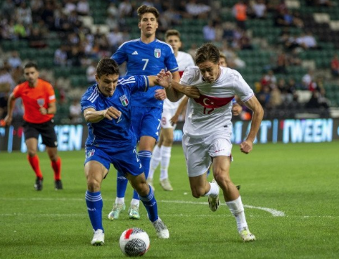 Foto - Eğer yapılırsa olay olur: Galatasaray bombayı son gün patlatıyor! Erden Timur devreye girdi