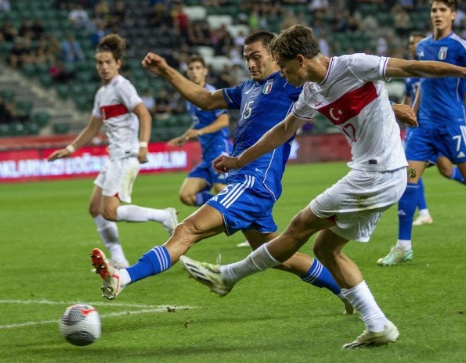 Foto - Eğer yapılırsa olay olur: Galatasaray bombayı son gün patlatıyor! Erden Timur devreye girdi