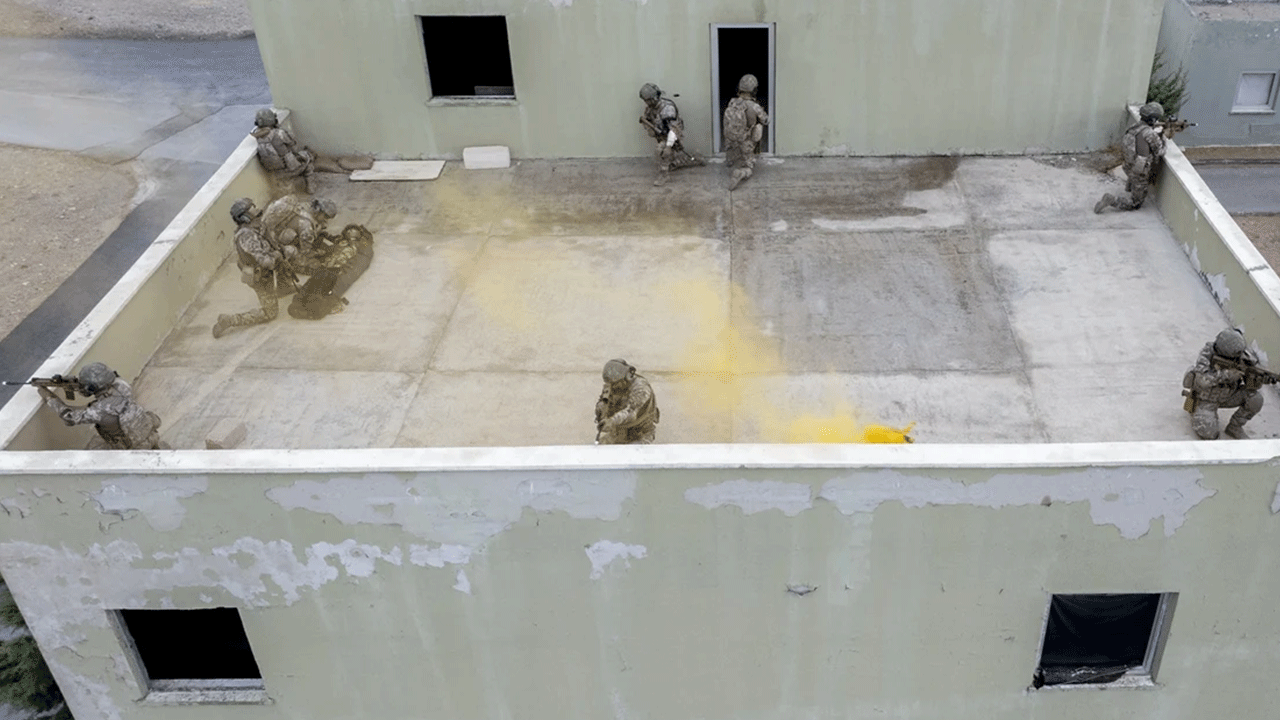 Foto - Eğitimleri dünyaya nam saldı! İşte bordo bereli olmak için aranan özellikler!