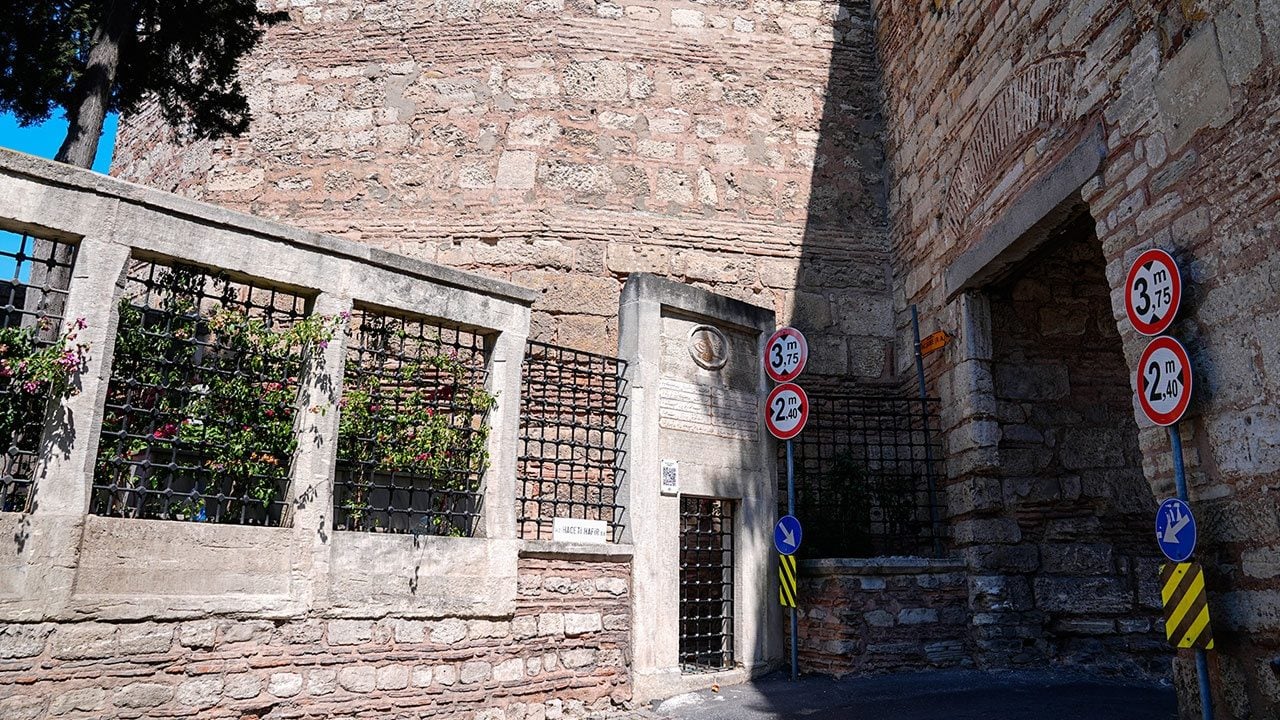 Foto - Eğrikapı’nın bilinmeyen hikayesi! İstanbul surlarının dibindeki büyük sır