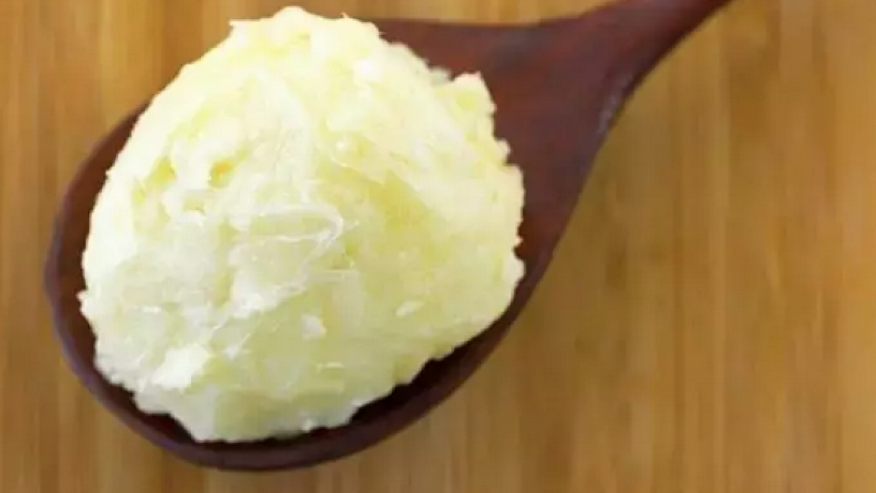 Foto - Egzama, sedef ve kaşıntının kökünü kazıyor! O mucize: Tek gecede 10 yaş birden gençleştiriyor, cildi kolajene doyuruyor!