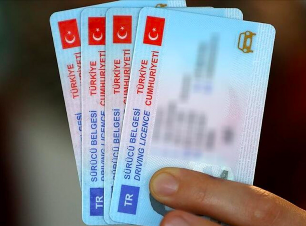 Foto - Ehliyet ve kimlik için o uygulama resmen başladı! Detaylar tüm Türkiye’ye duyuruldu