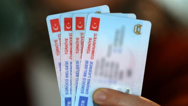 Ehliyeti olanlar yaptırmak zorunda! Hemen randevu alın! Rekor cezalar ödemek zorunda kalabilirsiniz 