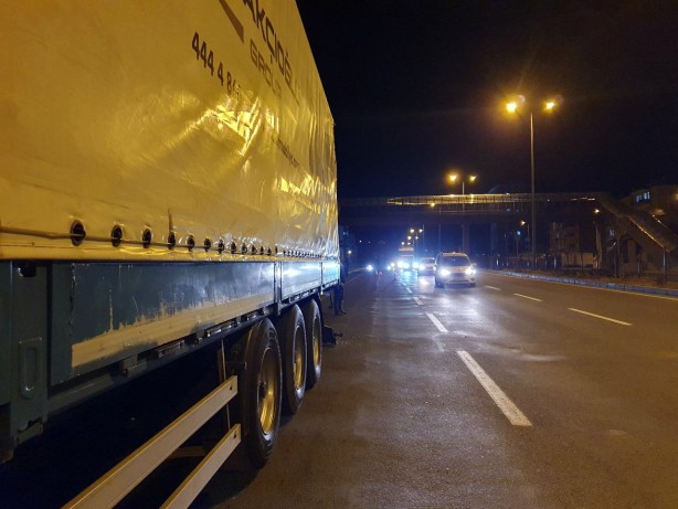 Foto - Ehliyetsiz 16 yaşındaki sürücü dehşet saçtı! Bir arkadaşı öldü, birinin uzuvları koptu