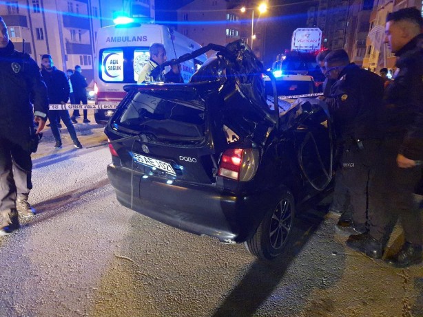 Foto - Ehliyetsiz 16 yaşındaki sürücü dehşet saçtı! Bir arkadaşı öldü, birinin uzuvları koptu