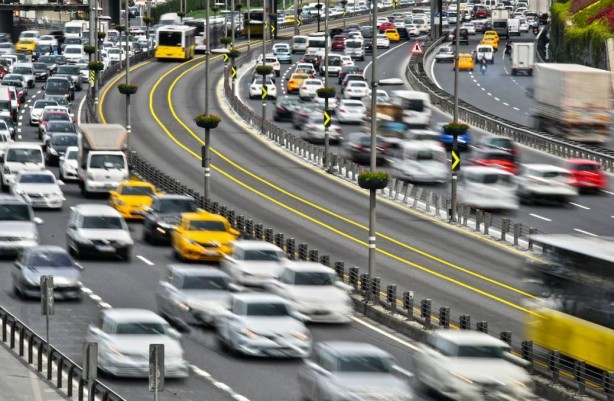 Foto - Ehliyette üst sınırda değişikliğe gidildi: Artık araç kullanamayacaklar