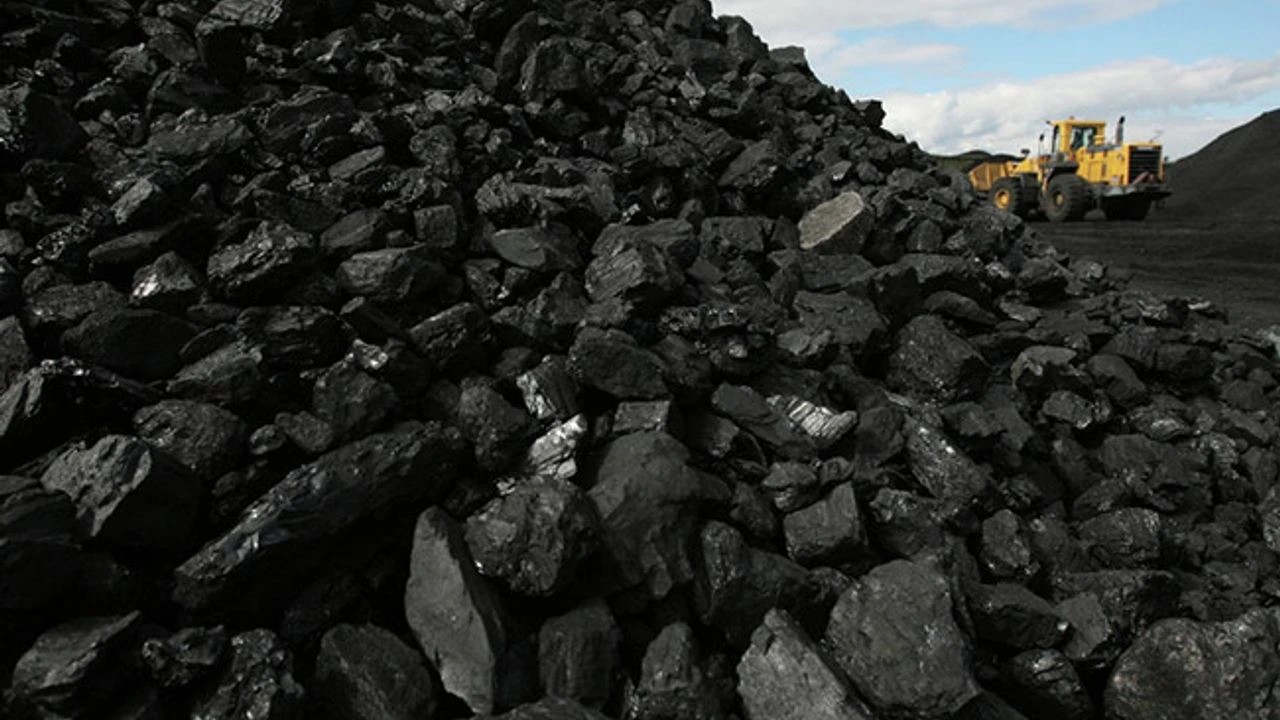 Foto - Ekipler alarma geçti! Türkiye’nin kömür fışkıran bölgesinde 6 kömür ocağı imha edildi 