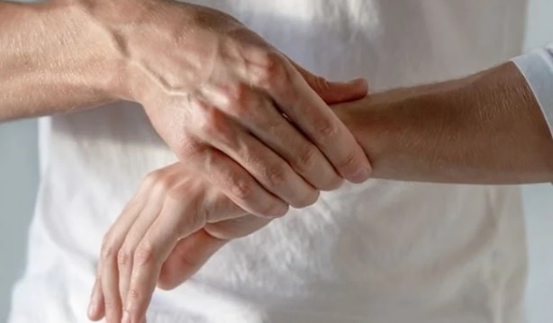 Foto - Eklem ağrılarını bıçak gibi kesiyor! 1 bardağı her derde deva