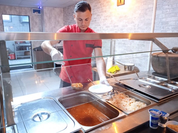 Foto - Ekmeğin 7.5 TL olduğu kentte ki bu lokantada yemekler 20 TL