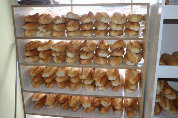 Foto - Ekmek İstanbul’dan ucuz, mezar bedava