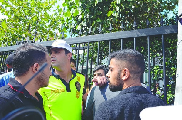 Foto - Ekmekçi Cihan'dan sonra taksici Eyüp kafayı çıkardı