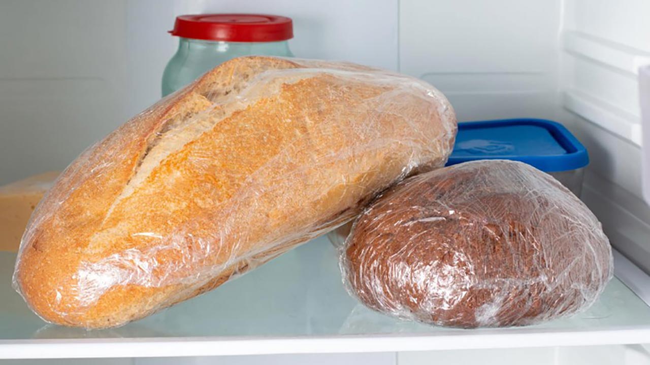 Foto - Ekmekleri buzdolabına koymak sandığınız kadar masum değil! Yazın bu hatayı sakın yapmayın