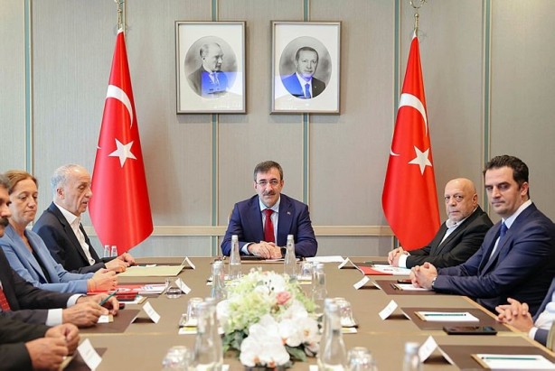 Foto - Ekonomide çifte zirve! Hazine’de ‘yatırım’ Beştepe’de ‘OVP’ zirvesi