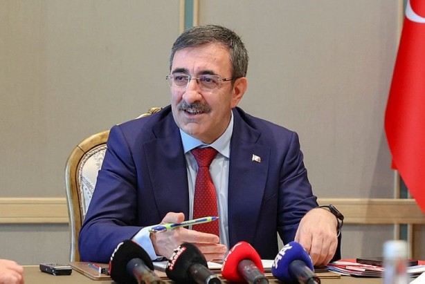 Ekonomide çifte zirve! Hazine’de ‘yatırım’ Beştepe’de ‘OVP’ zirvesi