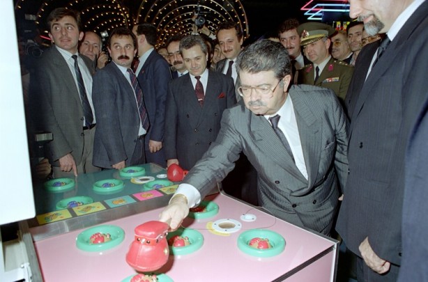 Foto - Ekonomik ve sosyal dönüşümün mimari: Turgut Özal