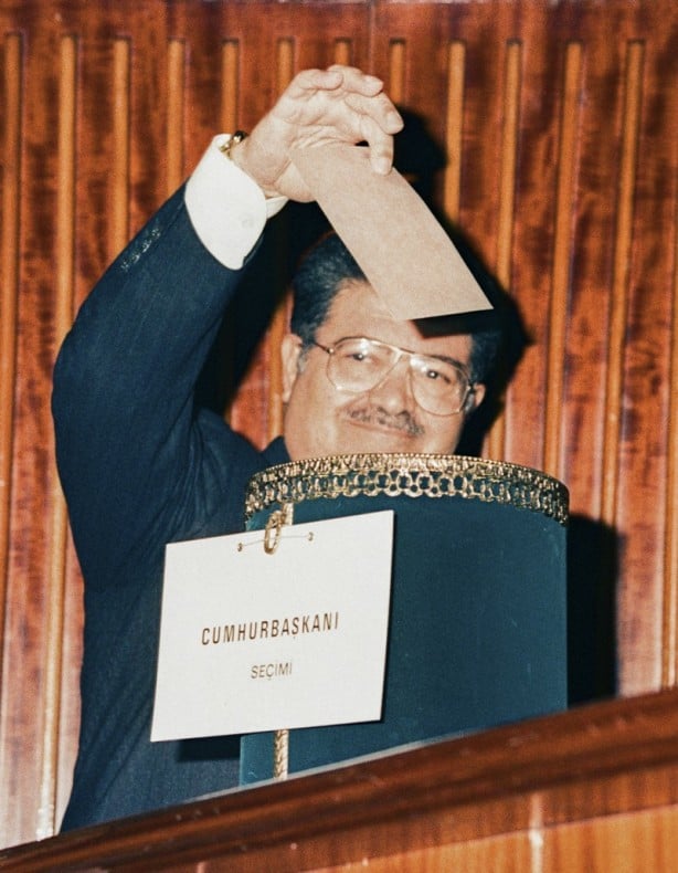 Foto - Ekonomik ve sosyal dönüşümün mimari: Turgut Özal